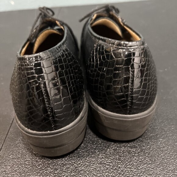 SOLIDUS HEDDA Comfort Tie Shoe Sz 8 Women’s Black Sneaker Croc Embossed Walking - Picture 5 of 8